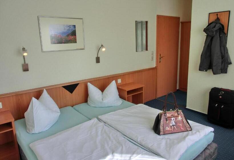 标准间, Zum Hafen