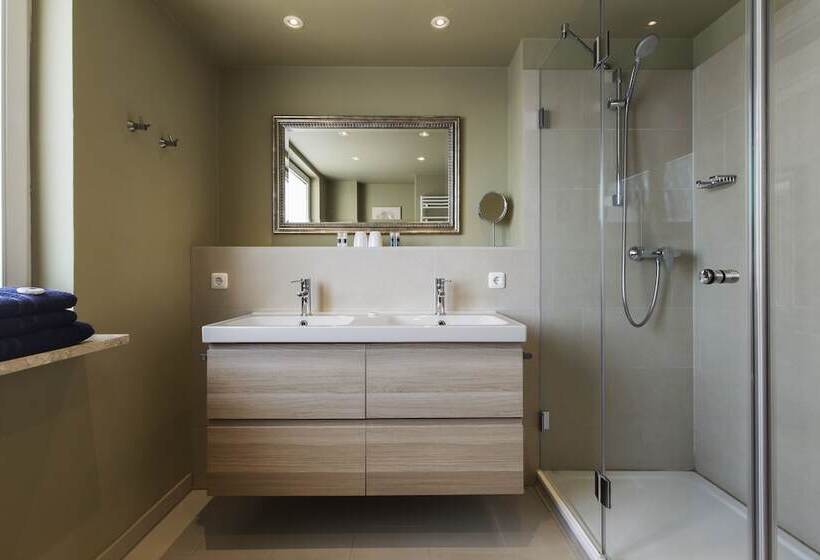 Семейный Номер, Mein Strandhaus Hotel, Restaurant & Schwimmbad