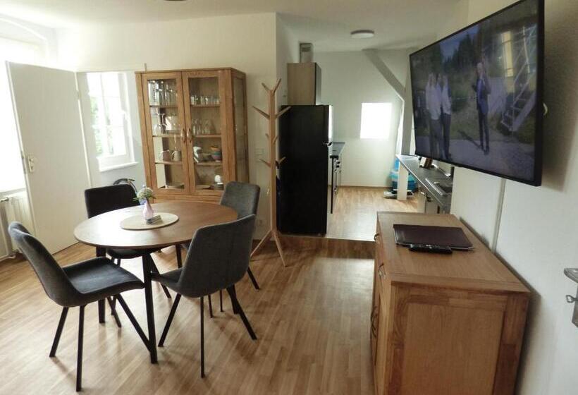 スタンダードスタジオ, Gasthof & Fleischerei Endler