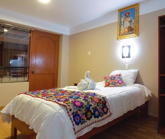 Quarto Estandar Individual, Rituales Inn   Terminal Terrestre
