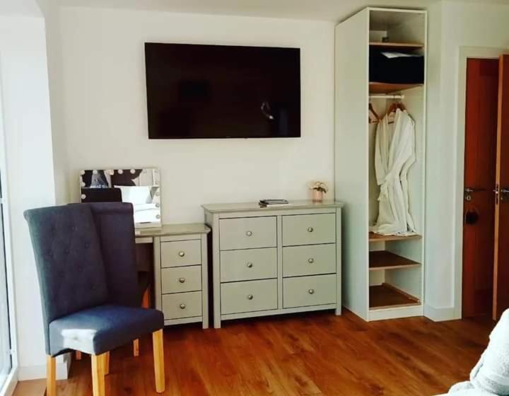 غرفة قياسية مطلّة علي البحر, Flotnar Hús   Ensuite Rooms