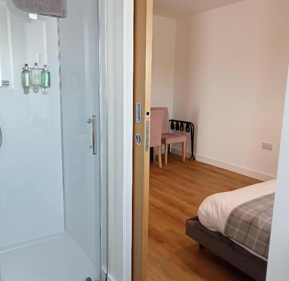 غرفة قياسية, Flotnar Hús   Ensuite Rooms