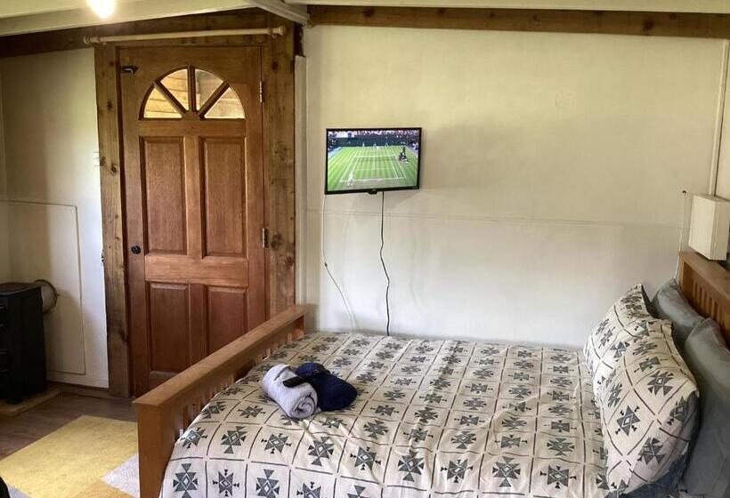 スタンダードルーム, Vigo Retreat Cabin 3