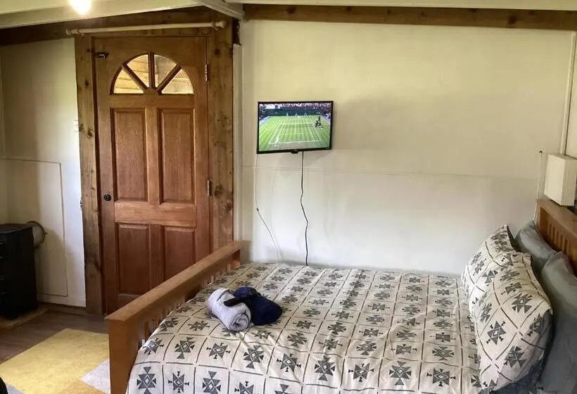 スタンダードルーム, Vigo Retreat Cabin 3