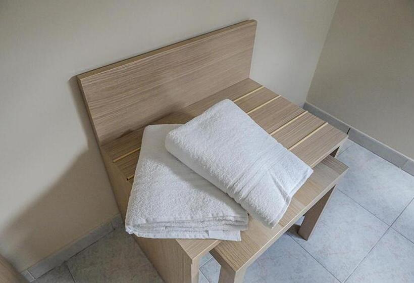 4인용 스탠다드 룸, Suisse