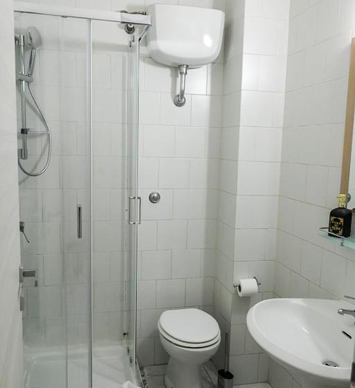 스탠다드 트리플 룸, Suisse