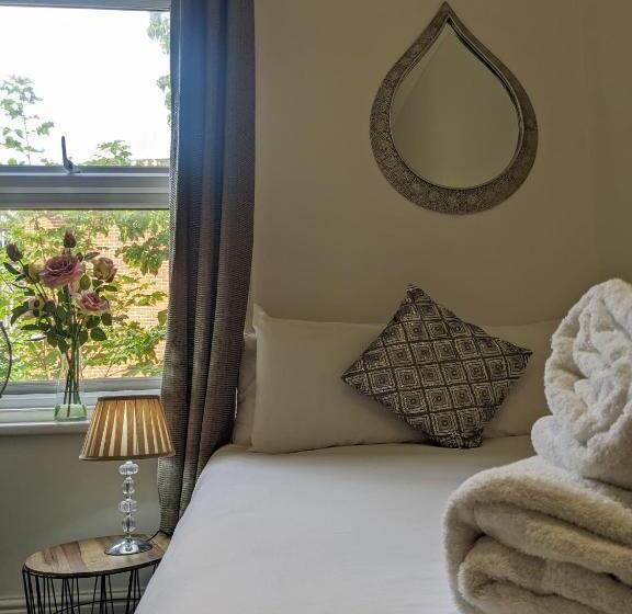 Номер Стандарт, Blue Keys Hotel Southampton
