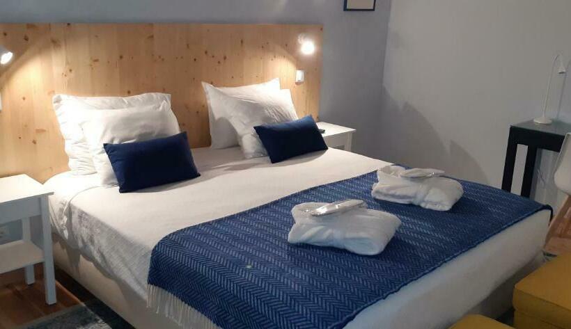 غرفة قياسية مطلّة علي الحديقة, Aprahouseloule Guesthouse