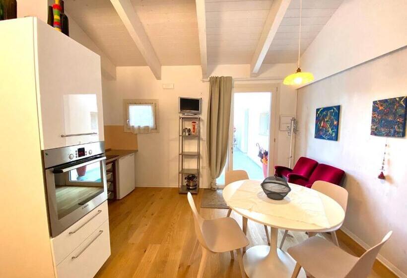 סוויטה משפחתית, Agriturismo   Apis In Tabula