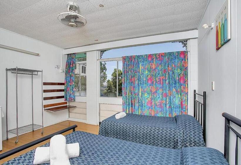 Номер Стандарт с Террасой, Caravella Backpackers