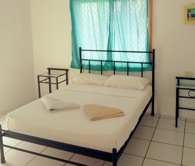 Апартаменты 1 Спальня, Caravella Backpackers