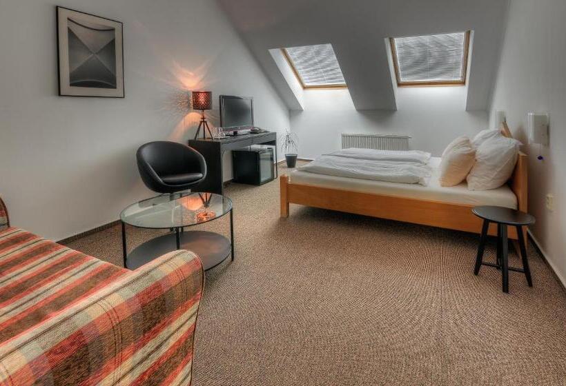 غرفة قياسية, Itvv