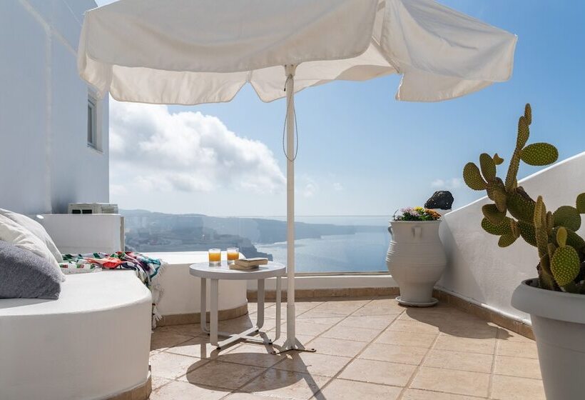 Quarto Superior, Nefeli Homes   Adults Only