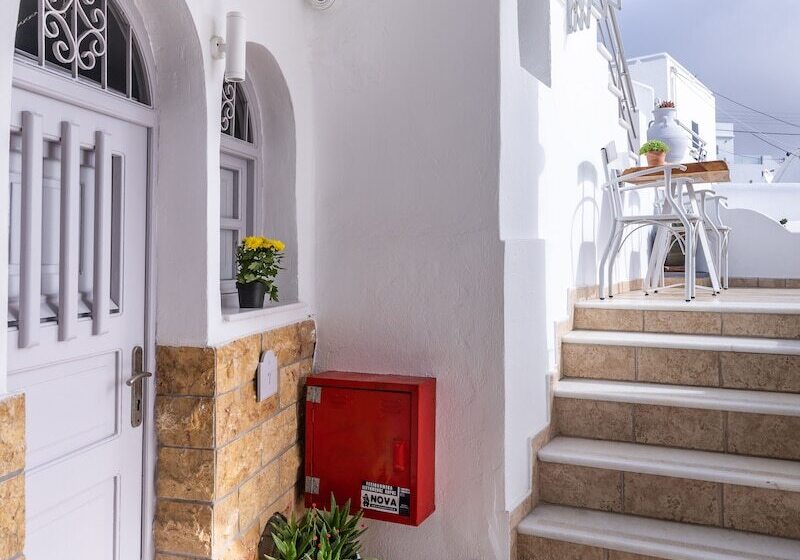 プレミアムルーム, Nefeli Homes   Adults Only