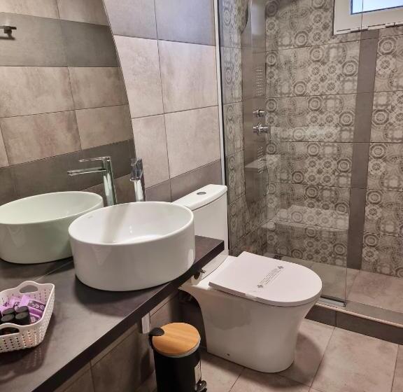 Номер Стандарт Вид на Море, Nefeli