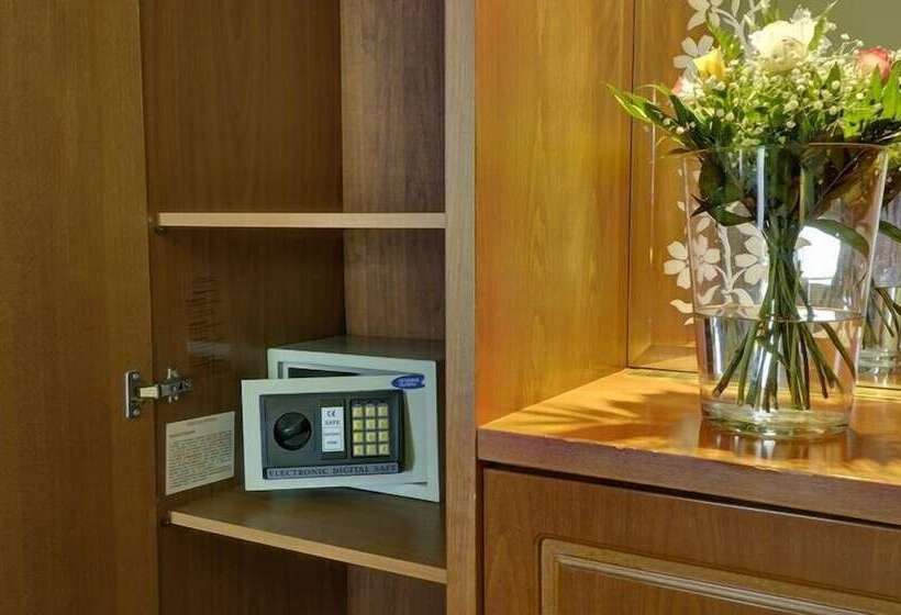 Номер Стандарт Индивидуальный, Nefeli