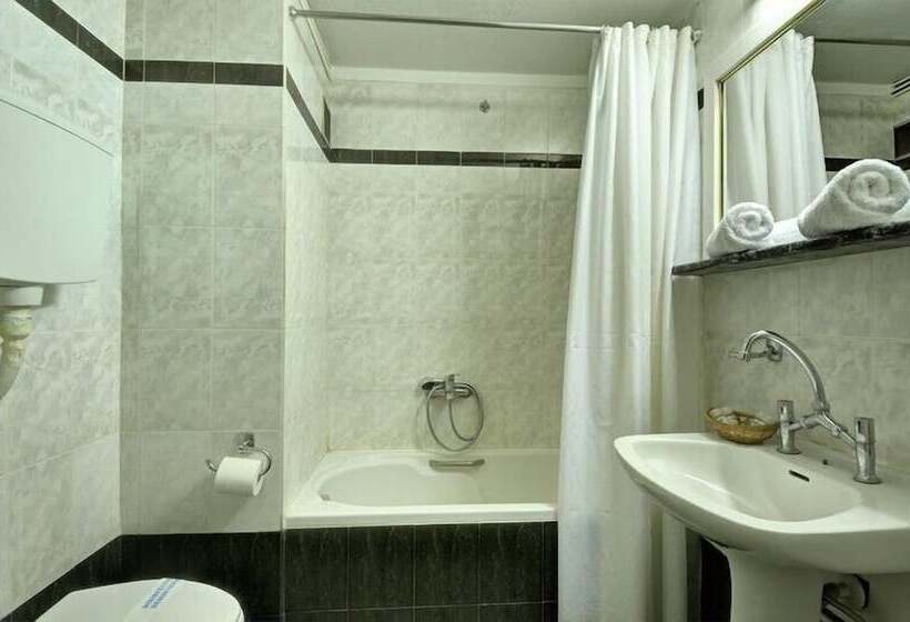 Номер Стандарт, Nefeli