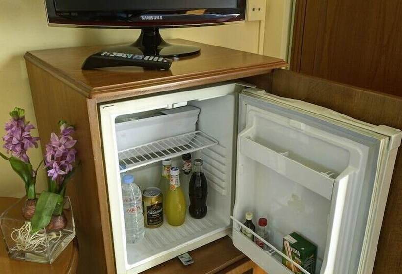 Номер Стандарт, Nefeli