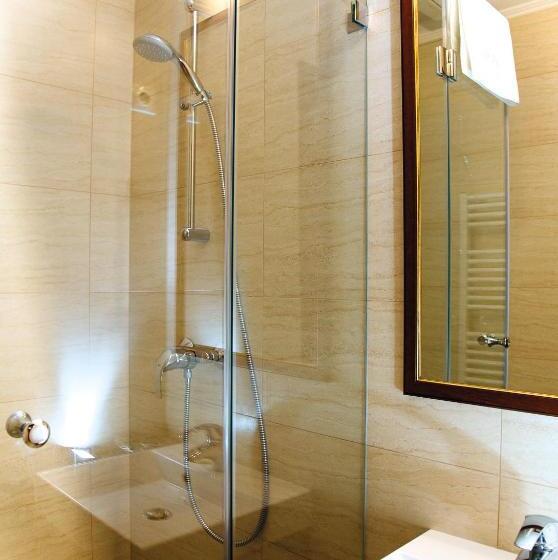 غرفة قياسية, Oliva