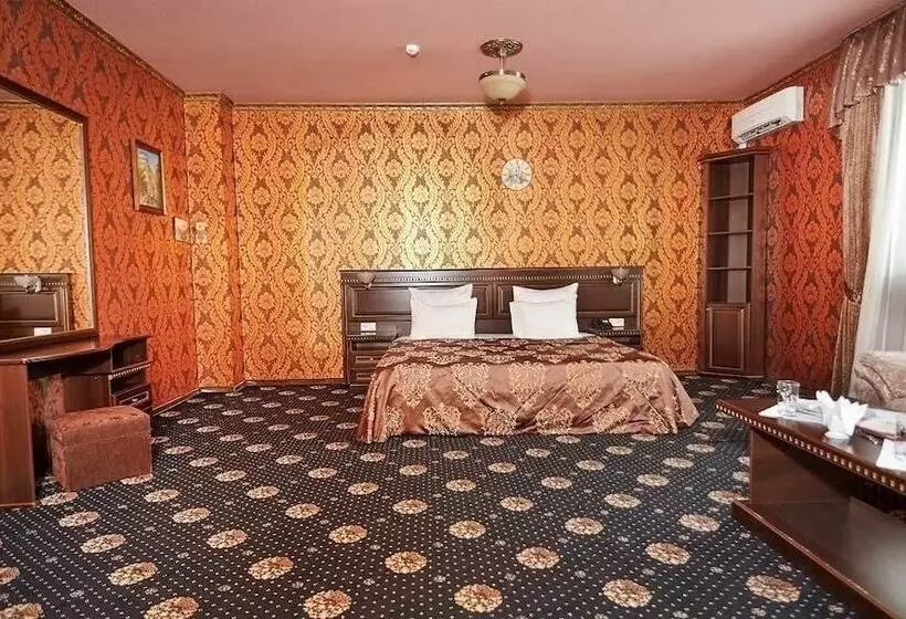 سوییت, Praga
