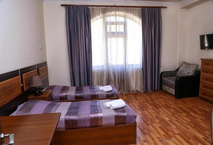 اتاق استاندارد, Lara Hotel