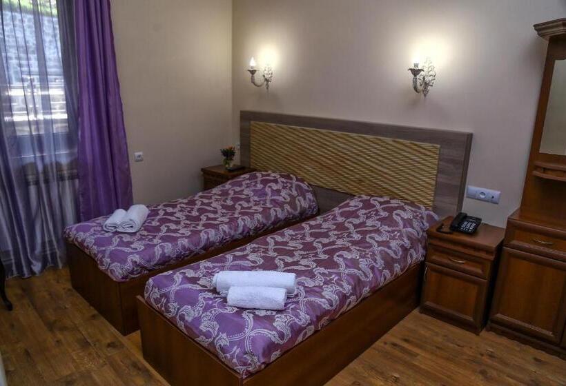 اتاق استاندارد, Lara Hotel