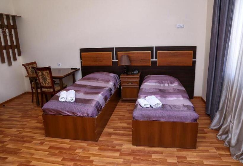 اتاق استاندارد, Lara Hotel