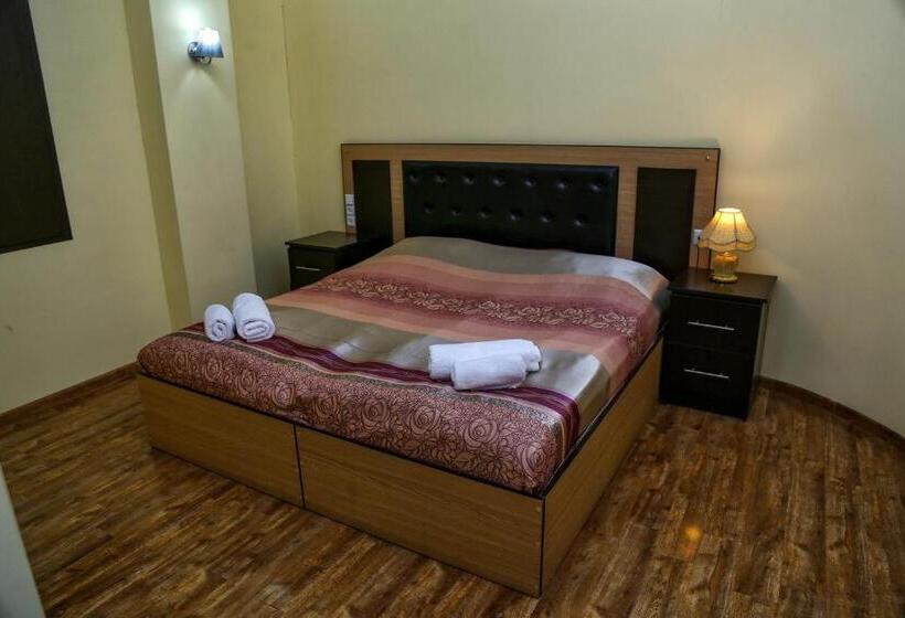 اتاق استاندارد, Lara Hotel