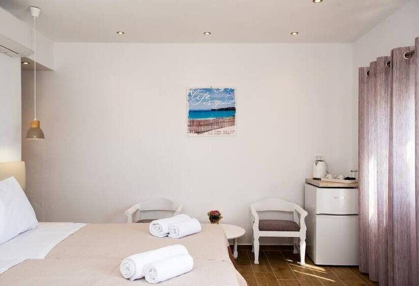 スタンダードルーム, Marina Blue Ornos