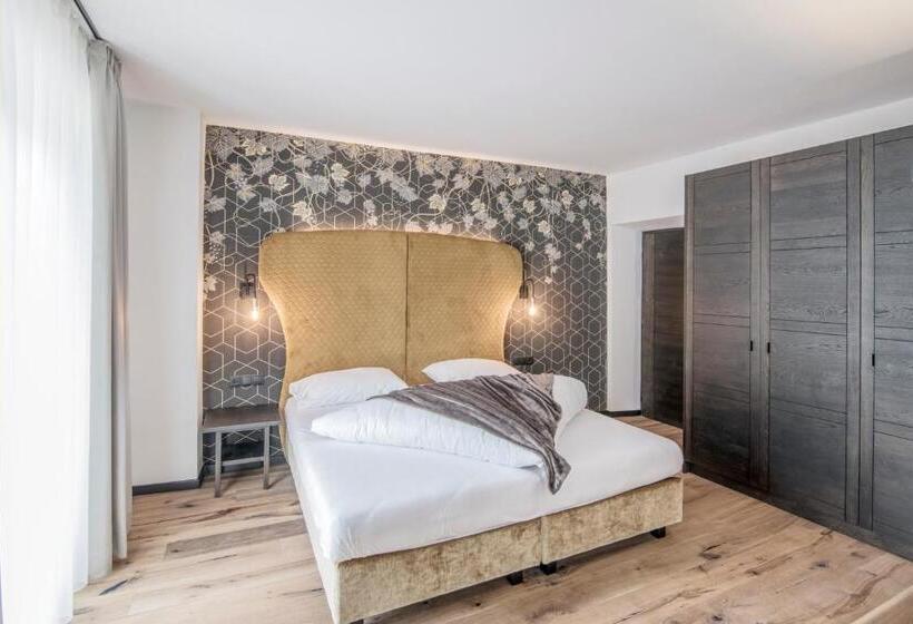 标准间带阳台, Zur Traube