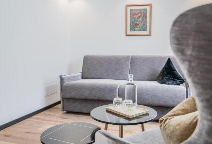 标准间带阳台, Zur Traube