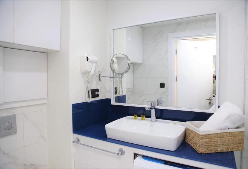 استودیو استاندارد با تخت کینگ, Sea View Aparthotel In Batumi