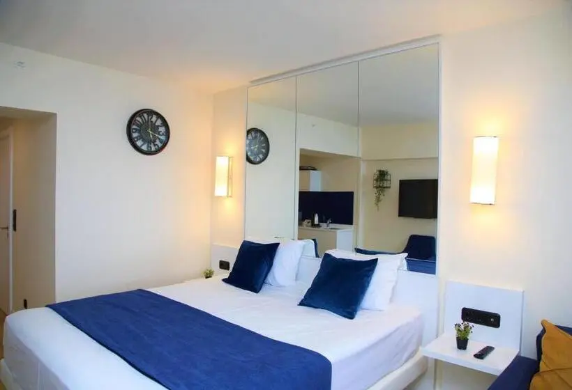 キングサイドベッドのスタンダードワンルーム, Sea View Aparthotel In Batumi