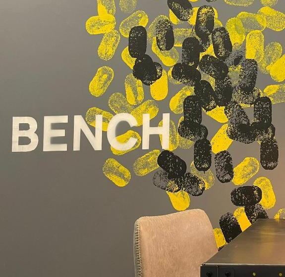 Номер Стандарт Совместная Ванная, Bench