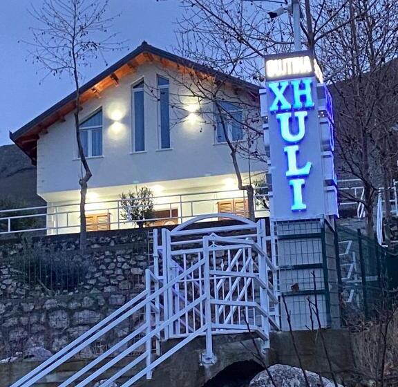 اتاق استاندارد با چشم‌انداز کوهستان, Xhuli Guesthouse