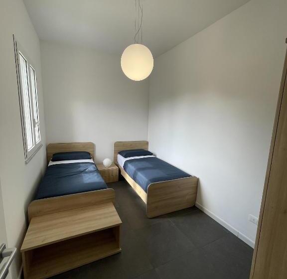 带1个卧室的带阳台的公寓, Marosa Casa Vacanze