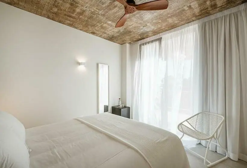 Habitació Deluxe amb Balcó, B.hostel