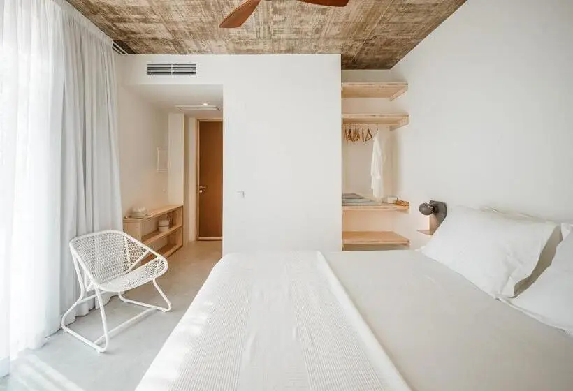 Habitació Deluxe amb Balcó, B.hostel