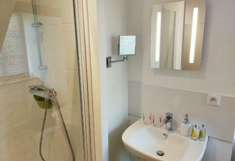 スーペリアトリプルルーム, Les Jacquemarts Normands Maison D Hôtes   Guesthouse