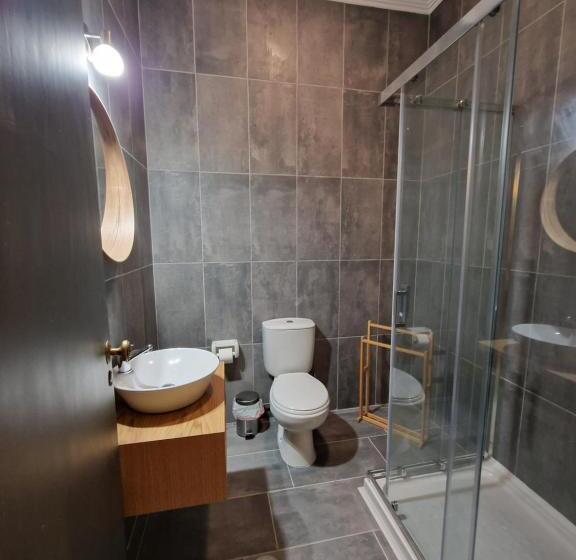 ファミリールーム, D Aqui E D Acolá Pardieiros