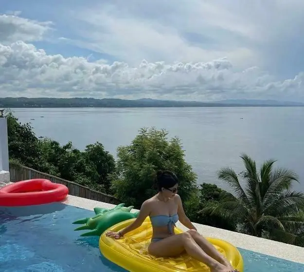 キングサイズベッドのスイートルーム, Epic Suites Bohol Adults Only