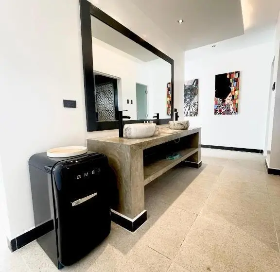 キングサイズベッドのスイートルーム, Epic Suites Bohol Adults Only