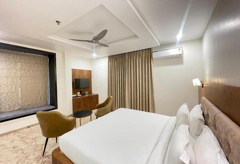 Standard-huone Näkymä, Seasons  A Boutique