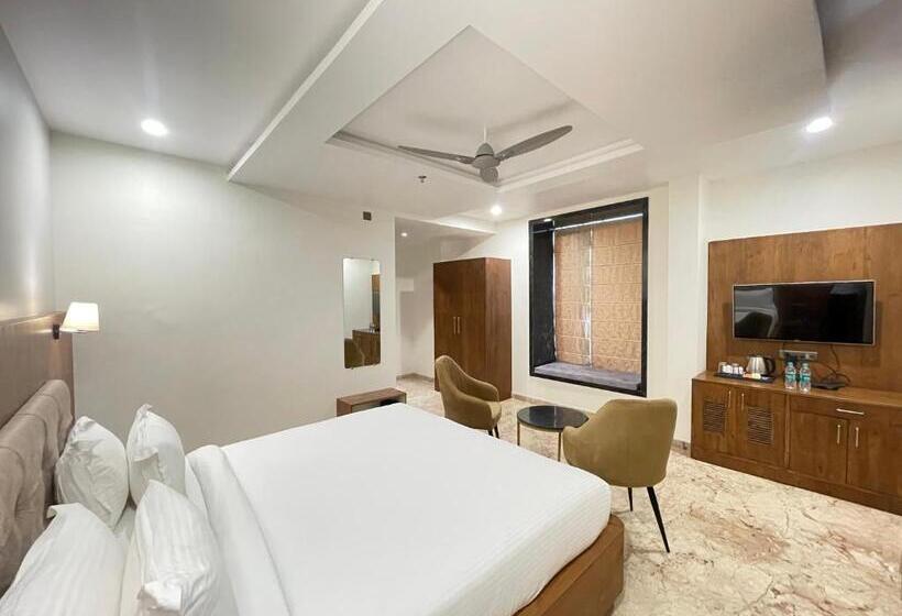 Standard-huone Näkymä, Seasons  A Boutique