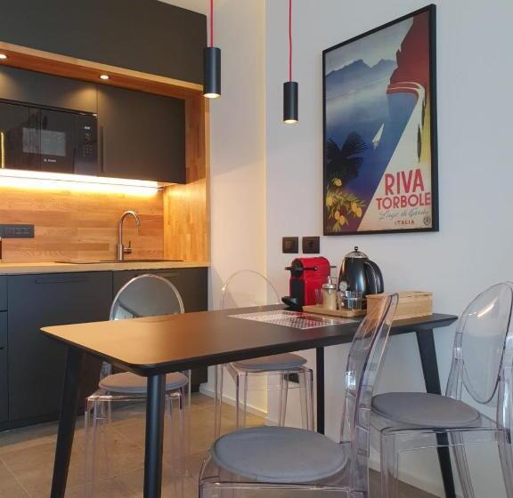 Четырехместный Номер Deluxe, Visioni Lake View Boutique Rooms & Breakfast   Adults Friendly