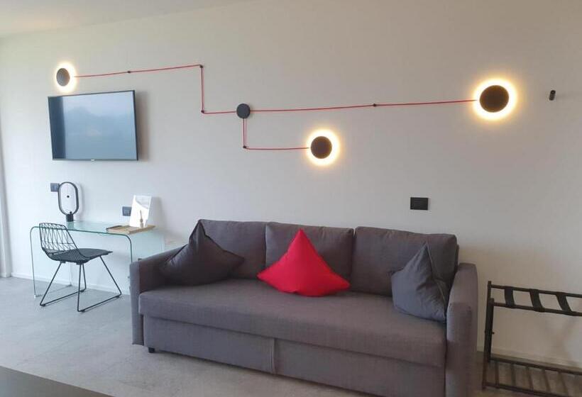 デラックスの４人部屋, Visioni Lake View Boutique Rooms & Breakfast   Adults Friendly