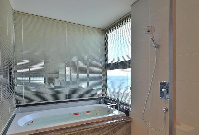 سوییت جونیور با چشمانداز دریا, Vipol Mui Ne Hotel & Spa