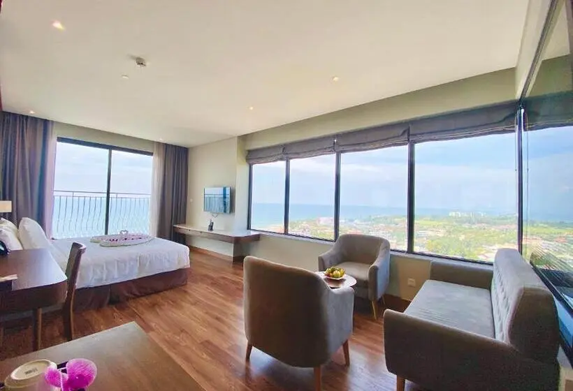 سوییت جونیور با چشم‌انداز دریا, Vipol Mui Ne Hotel & Spa