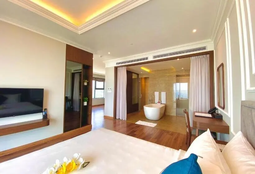 سوییت با چشم‌انداز دریا, Vipol Mui Ne Hotel & Spa