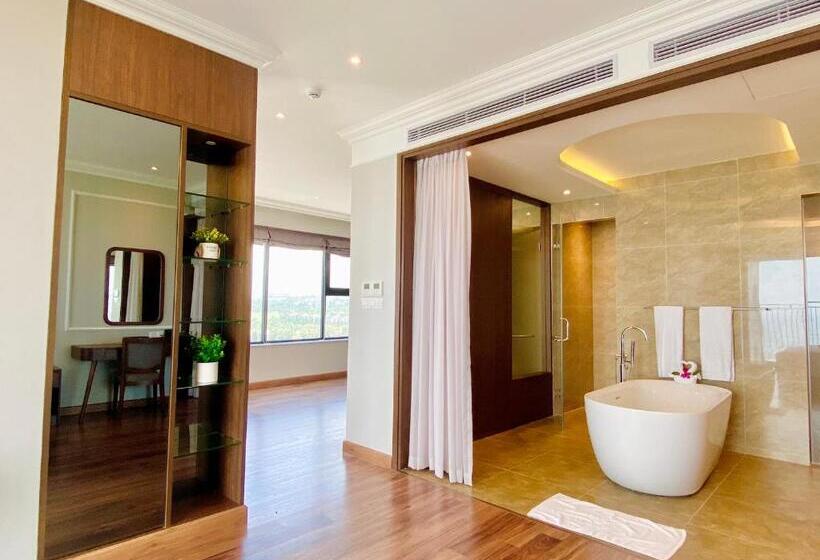سوییت با چشمانداز دریا, Vipol Mui Ne Hotel & Spa